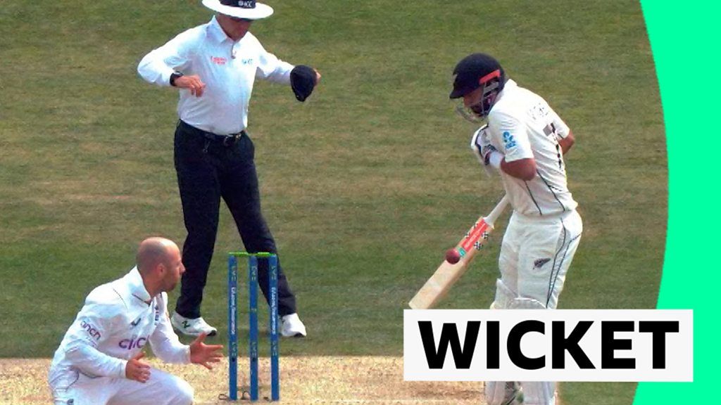 England v New Zealand: Henry Nicholls caught out after deflection off teammate Daryl Mitchell's bat