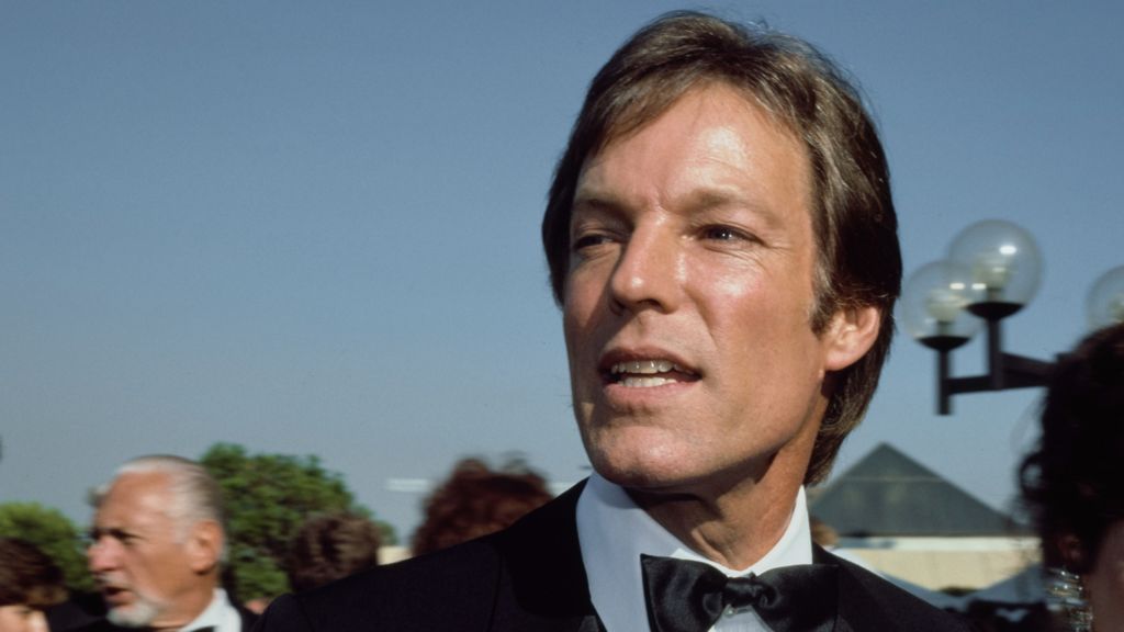 Richard Chamberlain attends 37th Annual Primetime Emmy Awards at the Pasadena Civic Auditorium in Pasadena, California, United States, 22nd September 1985.