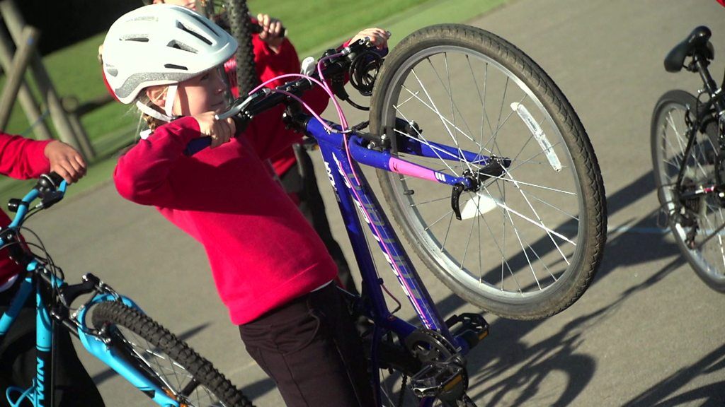 Bike Safety Week Safety tips for cycling to school BBC Newsround