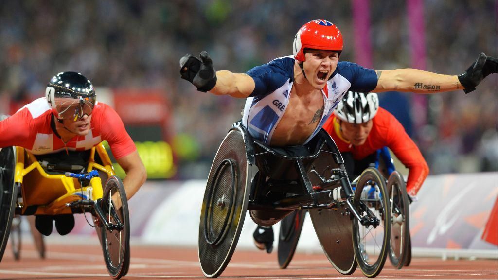 David Weir celebrates winning gold at the London 2012 Paralympic Games