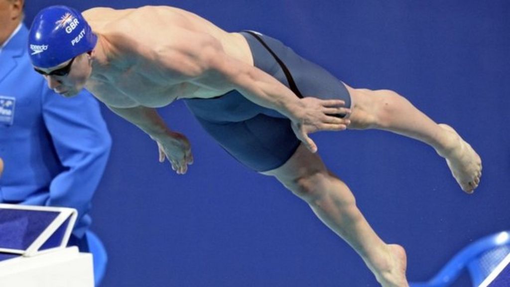 World Swimming Championships: Adam Peaty powers to second gold - BBC Sport