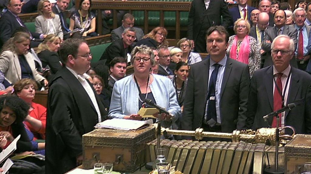 Queen's Speech clears Commons after abortion funding pledge