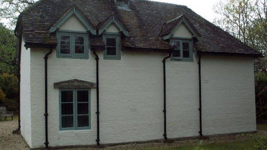 Lawrence Of Arabia S Dorset Retreat Has Listing Upgraded Bbc News