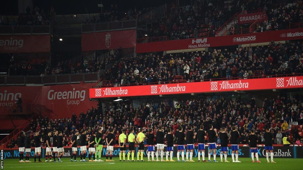 A minute's silence is held before Granada's game with Athletic Bilbao resumes