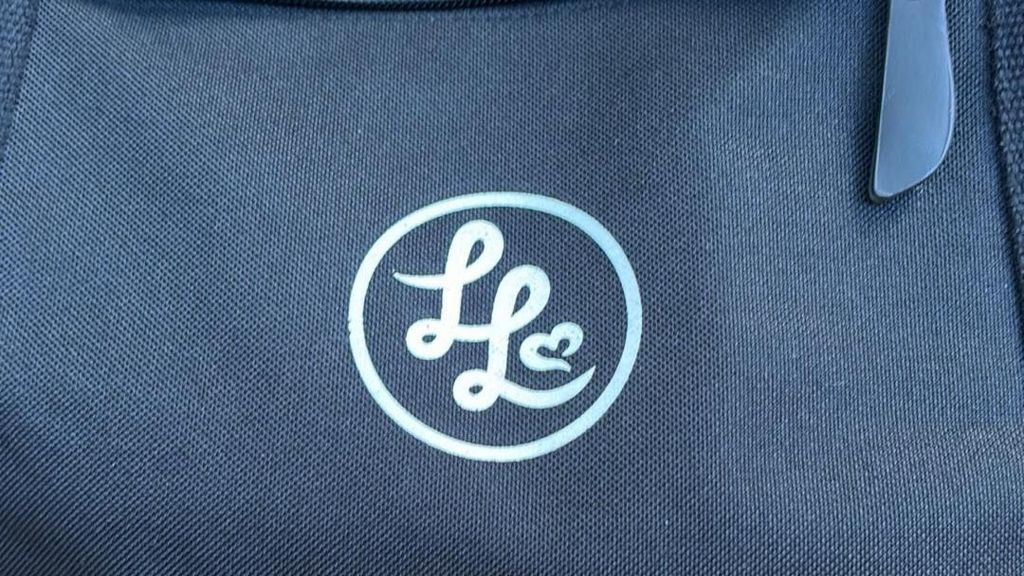 The Locket Loves logo