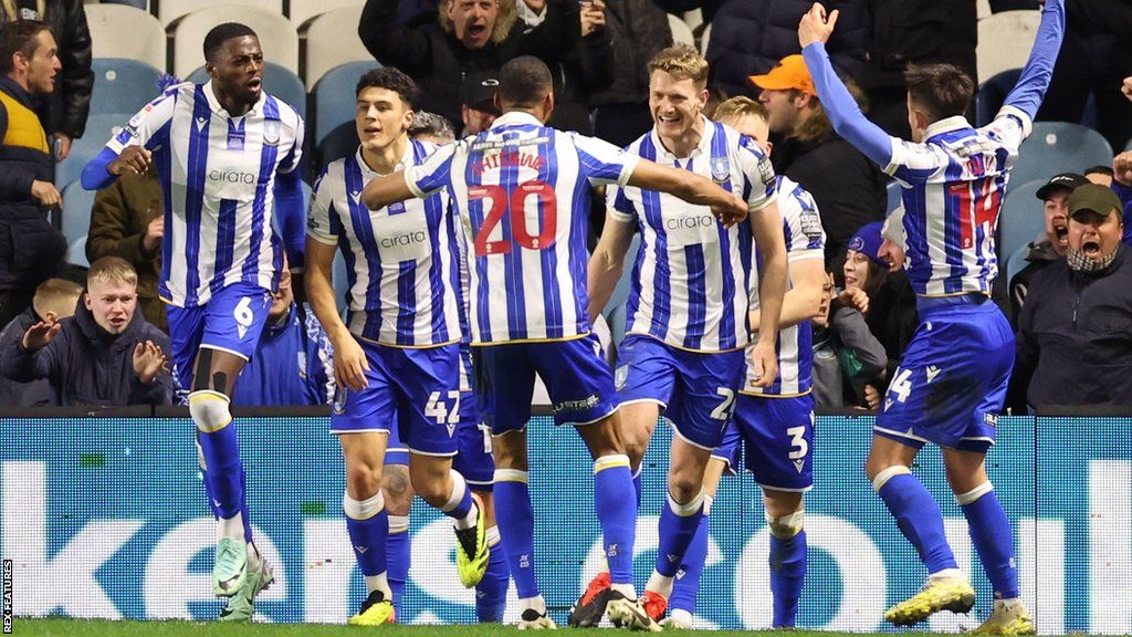 Sheffield Wednesday 22 Norwich City Owls score twice late on to deny Canaries BBC Sport