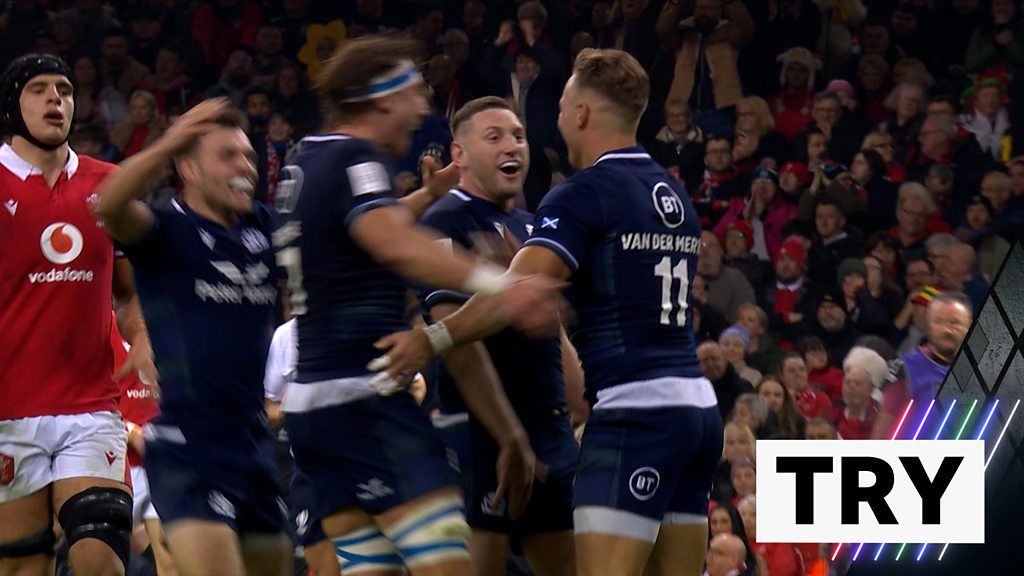 Russell 'magic' sets up Van der Merwe try for Scotland