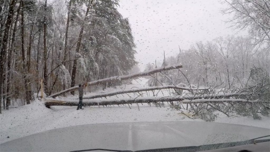 Us Snowstorm Kills Three In North Carolina Bbc News