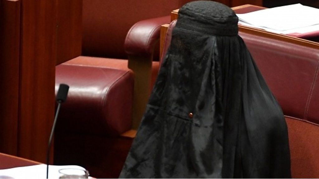 Senator Pauline Hanson wears a burkha
