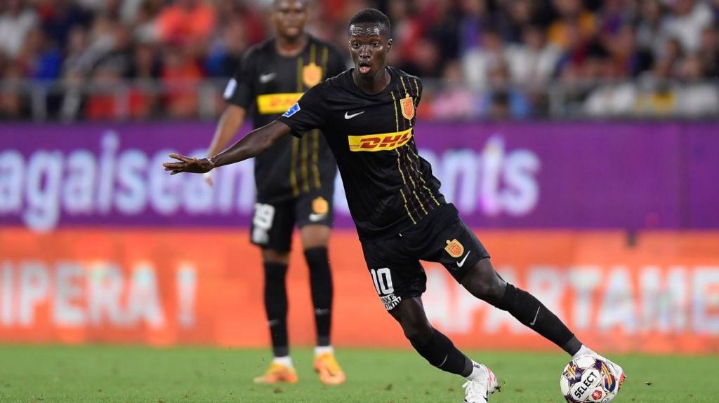 Rangers New Boy Diomande Is 'complete Midfielder' - BBC Sport