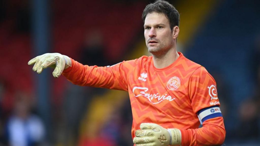 QPR goalkeeper Asmir Begovic issues instructions to his team-mates