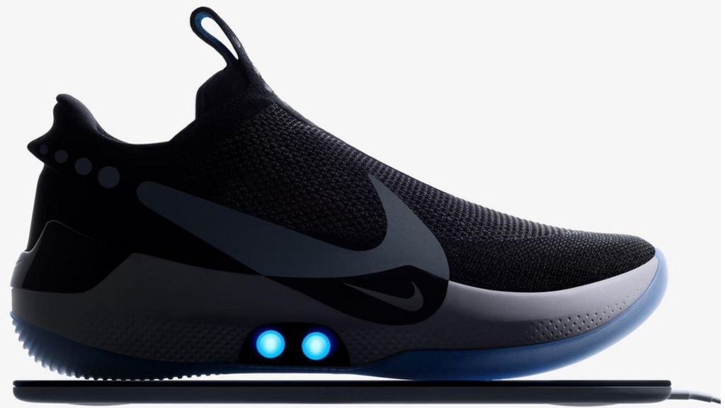 Nike app for self-tying shoe comes 