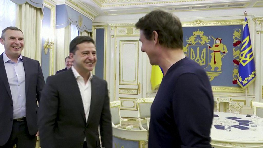 Tom Cruise and Volodymyr Zelensky meet in Ukraine