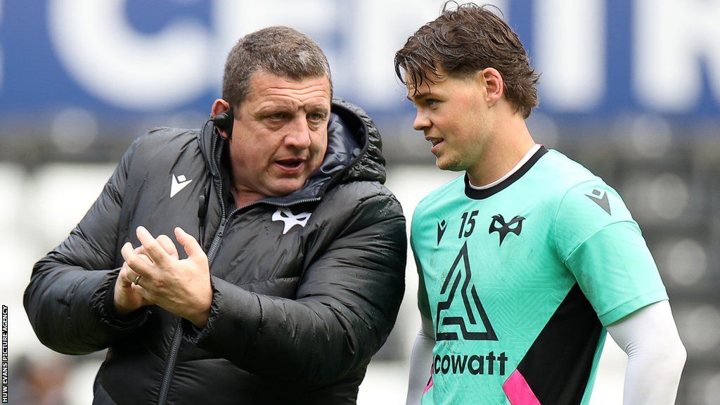 Jack Walsh (R) signed for Ospreys after speaking to head coach Toby Booth (L)