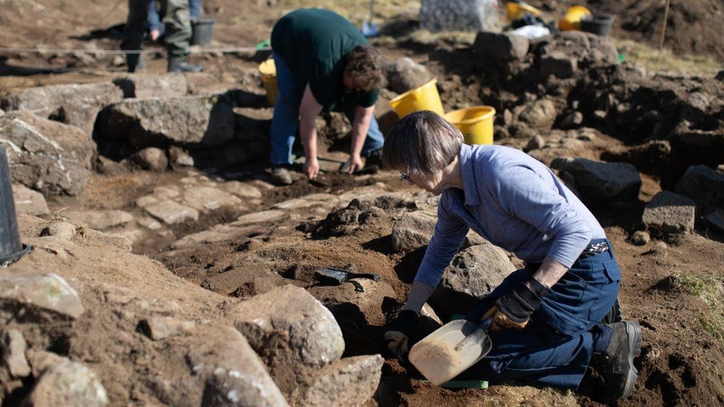 Archaeological dig at Blackmiddens