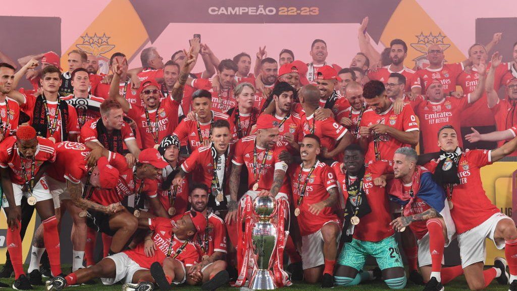 Benfica players celebrate winning last season's Primeira Liga title