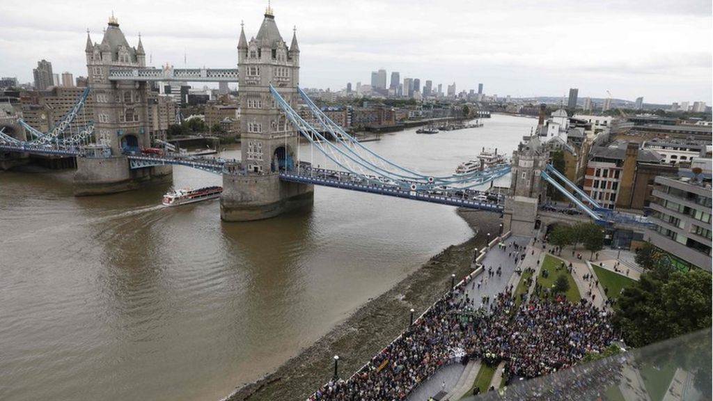 London attack: Crowds gather for vigil to honour victims