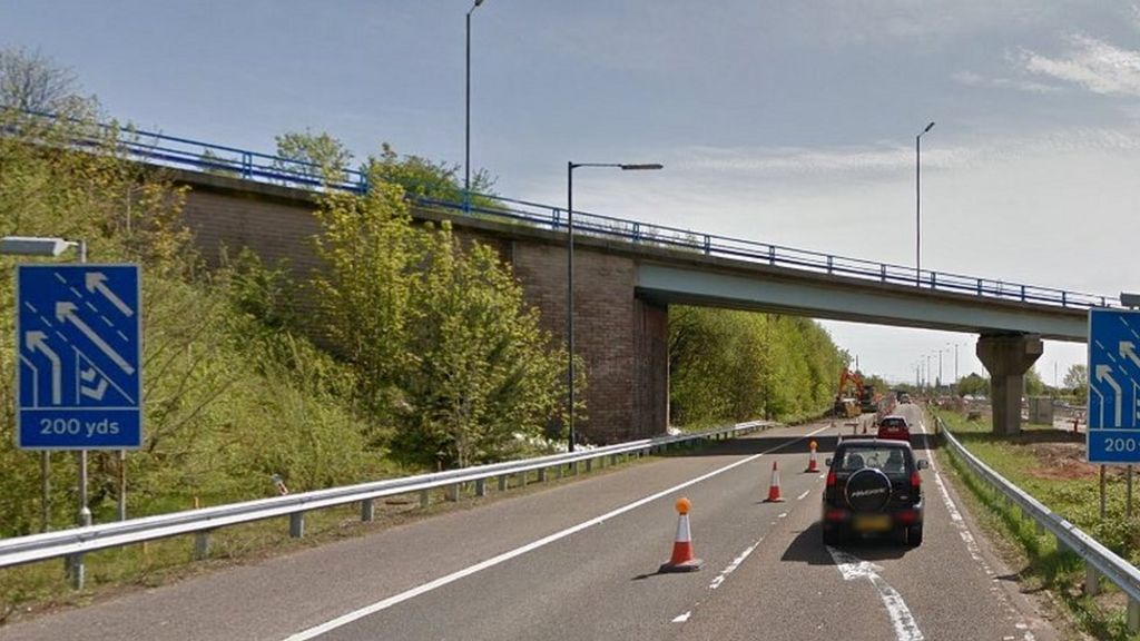 Pedestrian dies after M61 crash in Salford