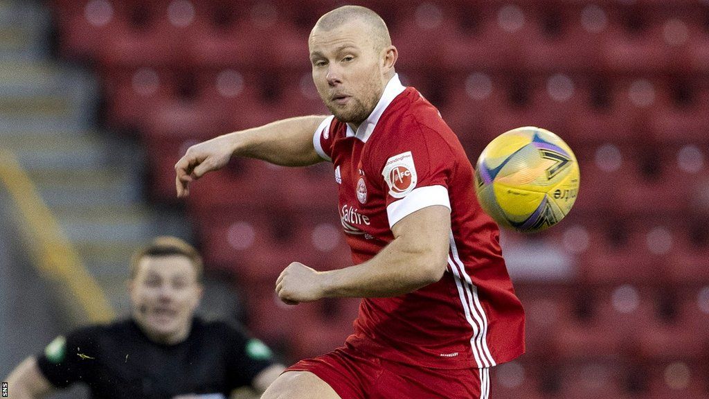 Curtis Main in action for Aberdeen