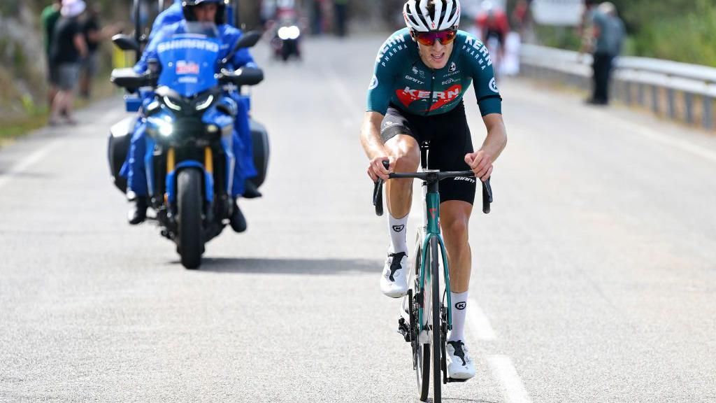 Pablo Castrillo finishes ahead of England's Max Poole to win stage 12 of the Vuelta a Espana.


