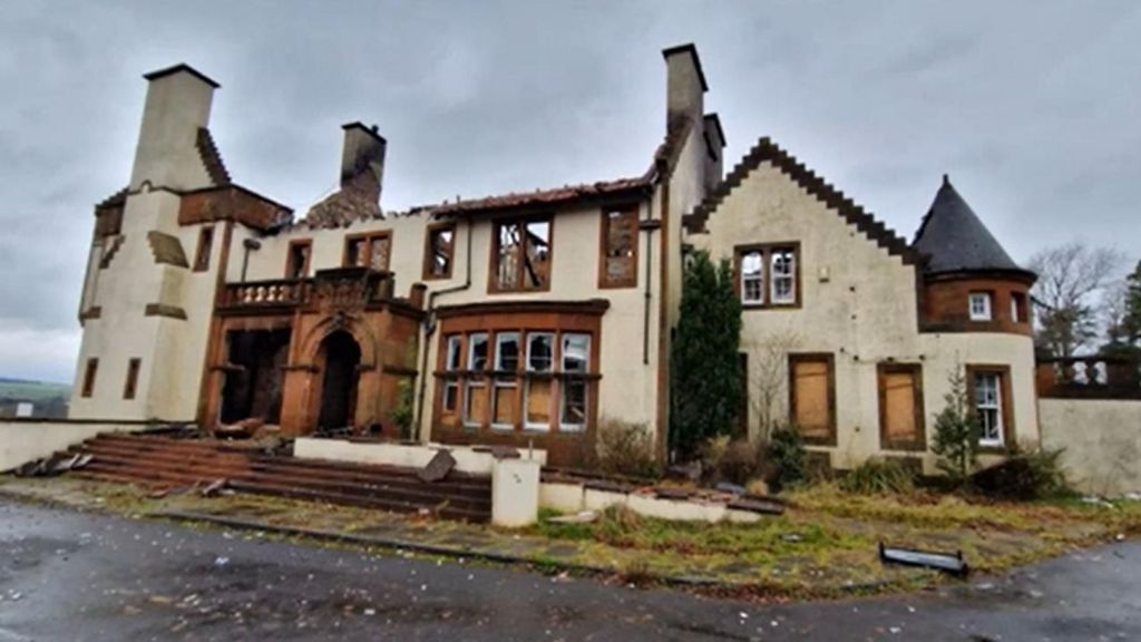 Only porch of historic Carnbooth House hotel salvaged after fire