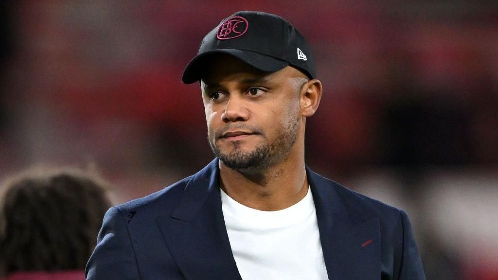 Manchester United: Vincent Kompany on pressure at top clubs - BBC Sport