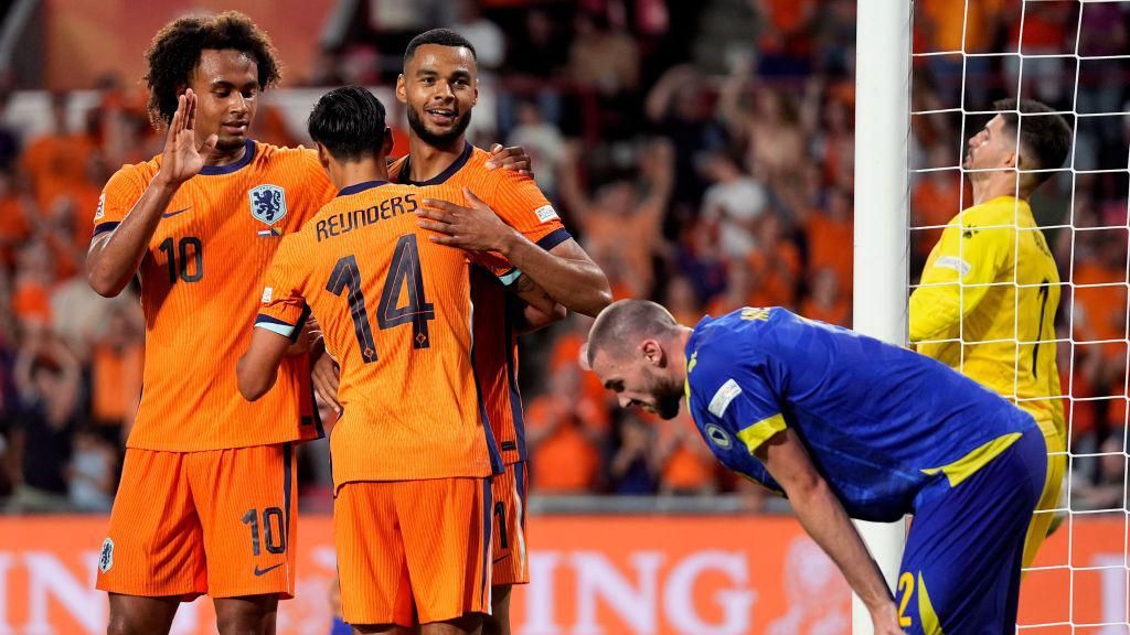 Zirkzee and Gakpo score as Netherlands beat Bosnia - BBC Sport