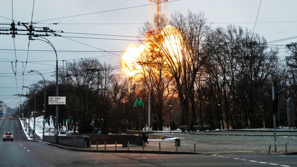 Blast at a TV mast in Kyiv, 1 March 2022