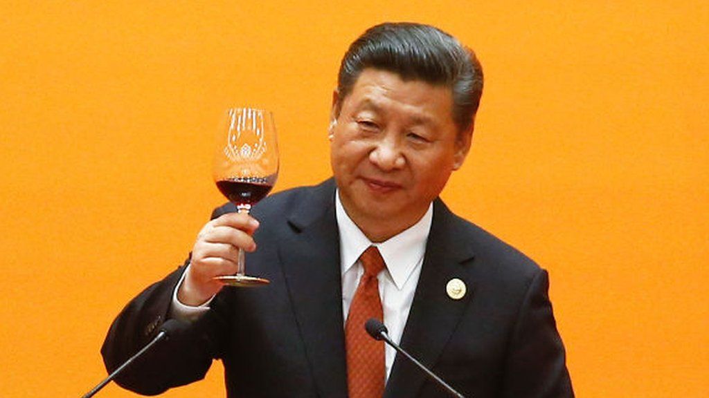 Chinese President Xi Jinping makes a toast at the beginning of the welcoming banquet at the Great Hall of the People during the first day of the Belt and Road Forum in Beijing, China, May 14, 2017.