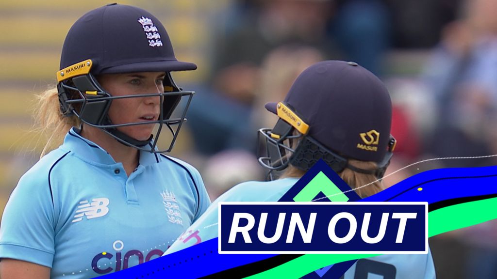 England v New Zealand ODI: Lauren Winfield-Hill run out after mix-up with Danni Wyatt