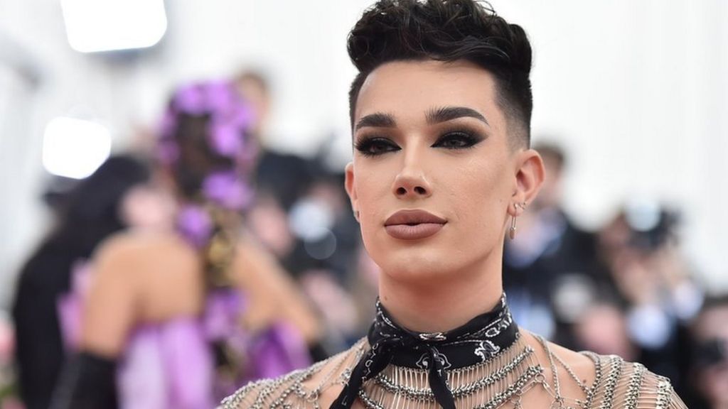 James Charles Says It S Been The Darkest Time In My Life Since