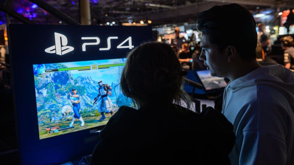 PS5: We review the new Playstation console - BBC Newsround