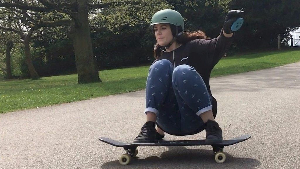 Longboarding women - it's not about boys