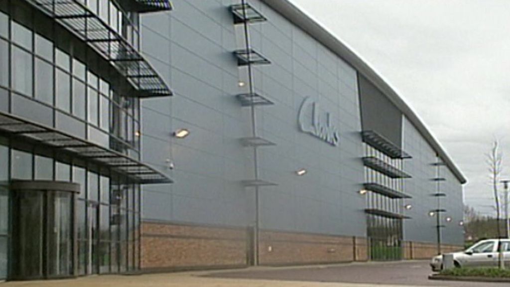 clarks shoes head office