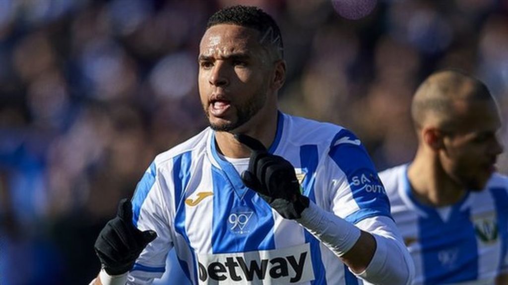 Youssef En Nesyri Moroccan Revels In La Liga Hat Trick Record Bbc Sport