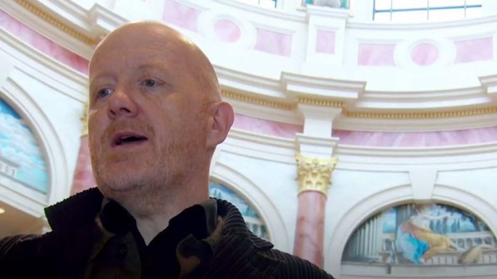 Trafford Centre inspires poet to pay tribute