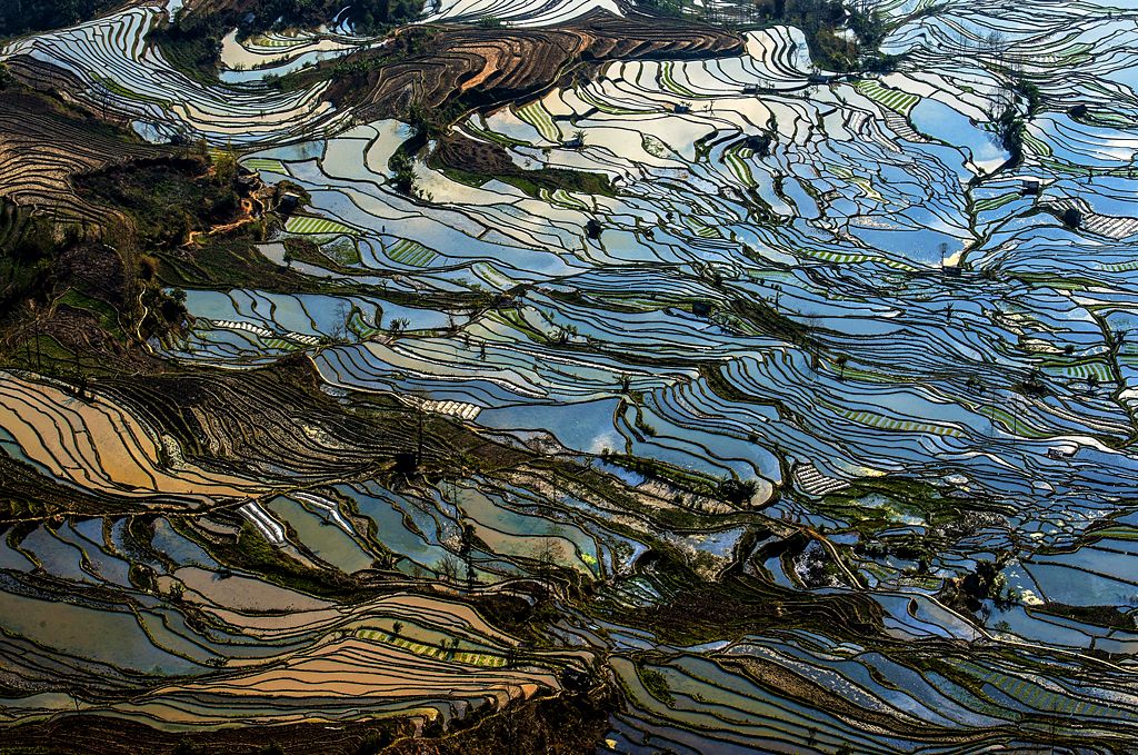 Picturesque Earth - Xuejun Xia / www.igpoty.com