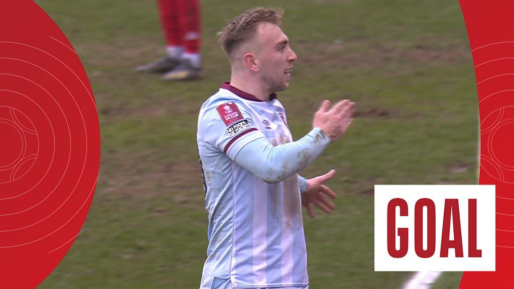 FA Cup: 'It could not be crueller on Kidderminster' - West Ham's Jarrod Bowen breaks Harrier's hearts