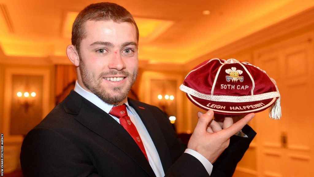 Leigh Halfpenny celebrates his 50th Wales cap against Ireland in 2014