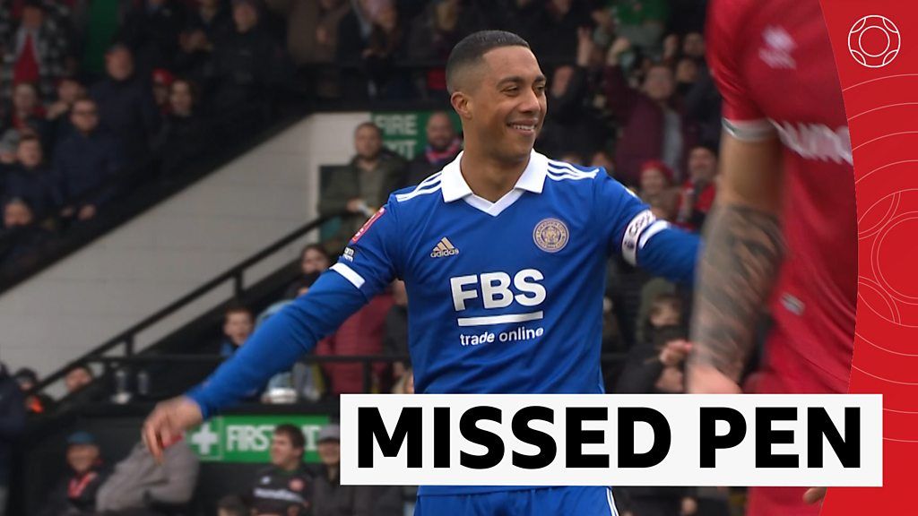 Tielemans hits the post from the spot