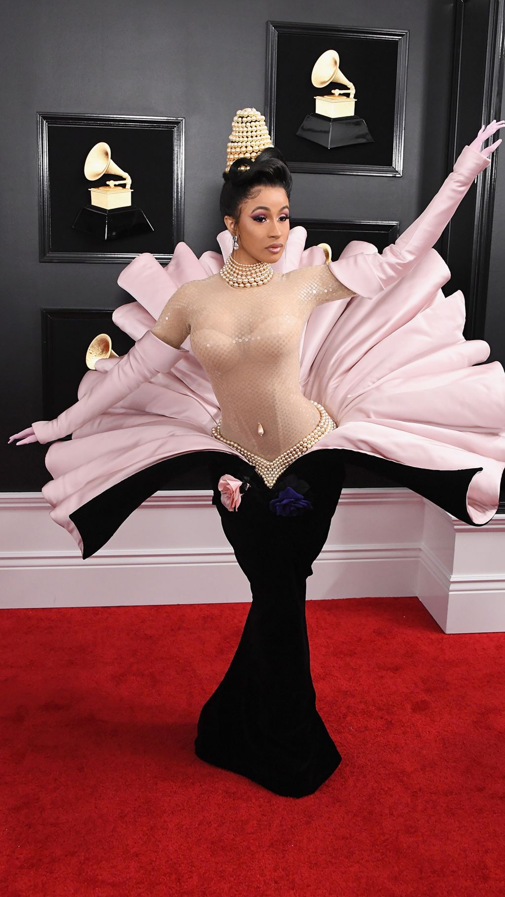 Cardi b store grammys 2019 dress