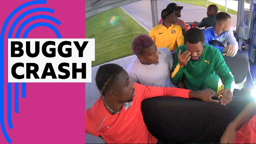 Watch: Buggy carrying athletes to stadium crashes
