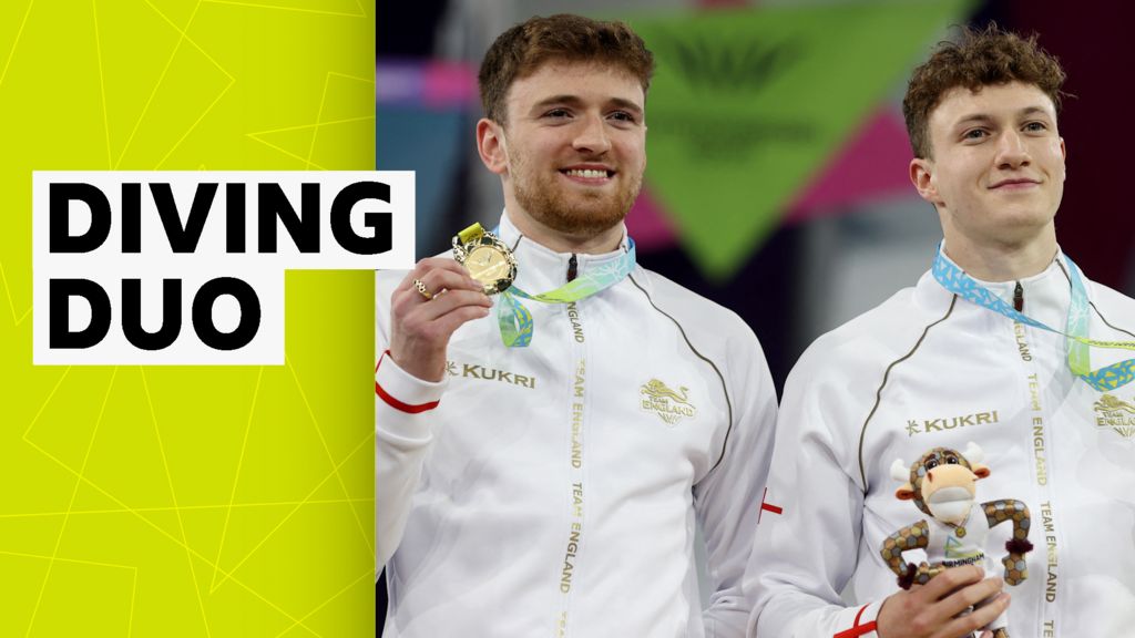 Commonwealth Games: England's Matty Lee and Noah Williams win gold in men's synchronised 10m platform final