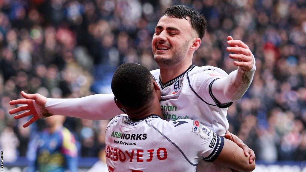 Aaron Collins scores for Bolton