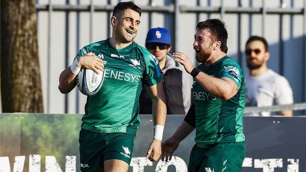 Dylan Tierney-Martin (right) scored a hat-trick for Connacht while Tiernan O'Halloran (left) also touched down
