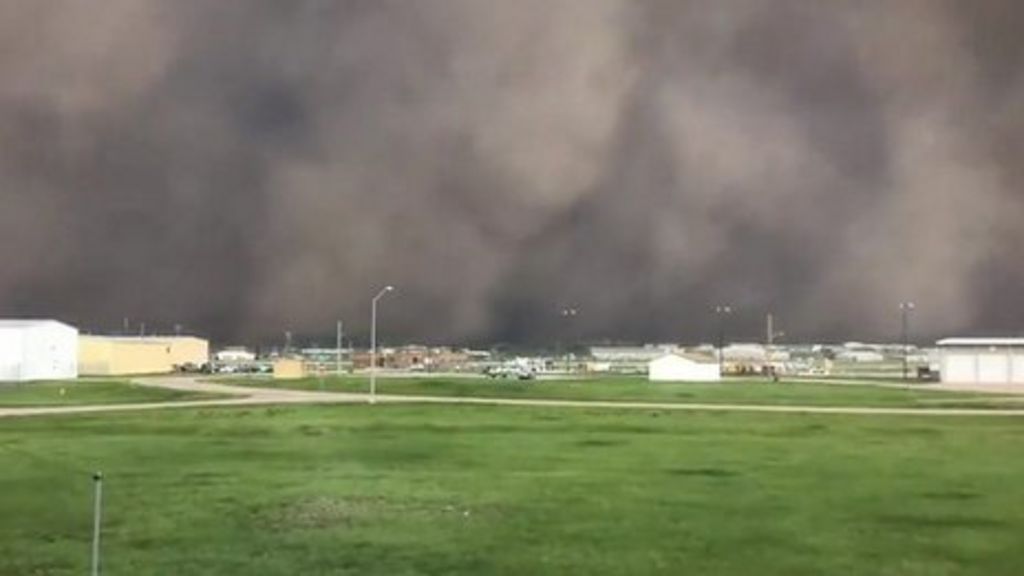 North America Storms Bring Dust Gusts And Spring Chills Bbc Weather