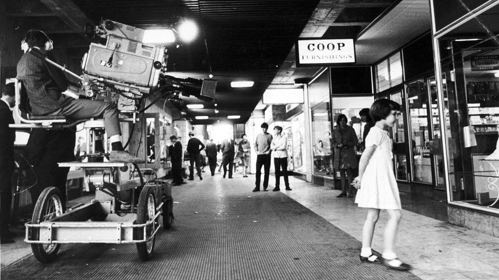 A look back at the town of Cumbernauld BBC News