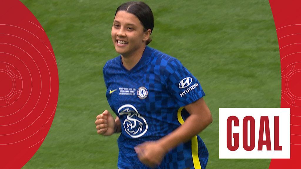 Sam Kerr nods in Women's FA Cup final opener after goalkeeper mistake