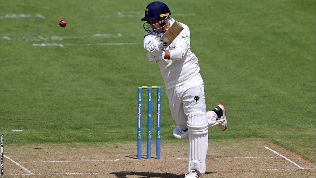 Kiran Carlson’s century was the highlight of a poor Glamorgan batting performance against Durham in April