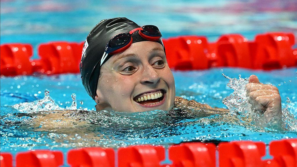 Ledecky smashes championship record en route to 400m gold